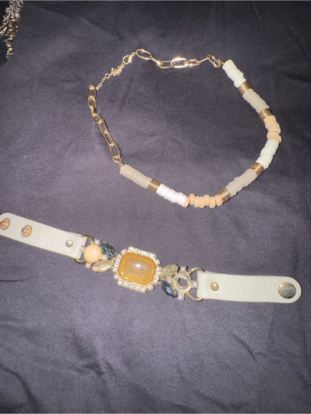 Necklace & bracelet set